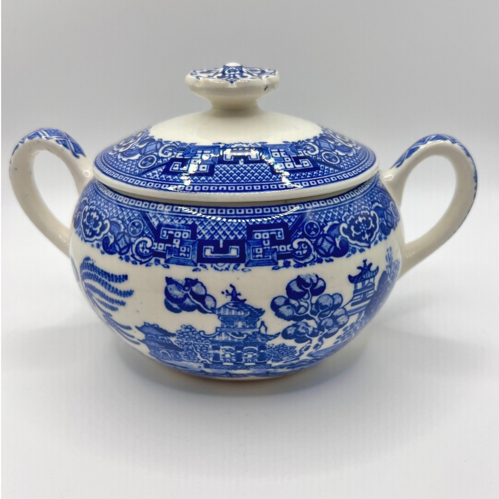 Unbranded Blue Willow Sugar Bowl OS Blue Excellent Lidded Chinoiserie Ceramic